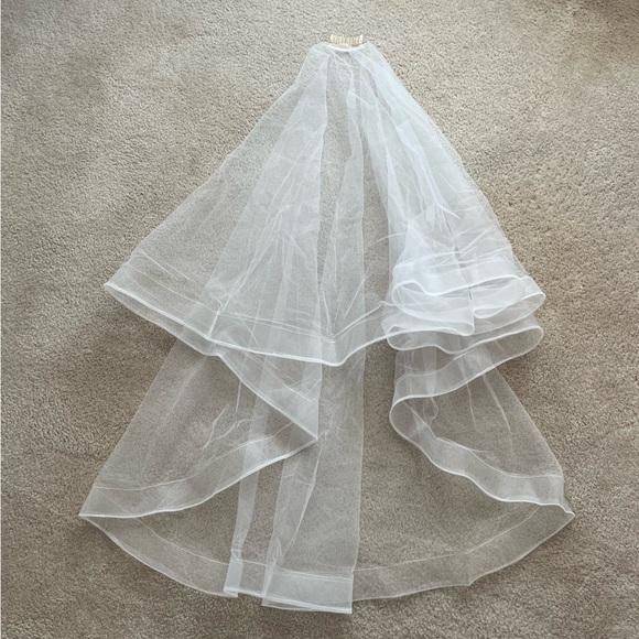 45” horsehair trim veil - Picture 4 of 4